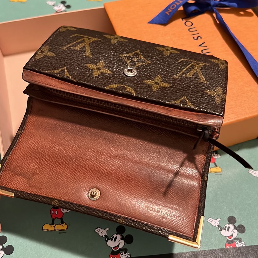 Authentic Louis Vuitton vintage wallet - Picture 8 of 16
